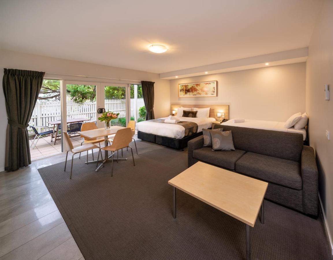Boathouse Resort Studios And Suites Blairgowrie Eksteriør billede