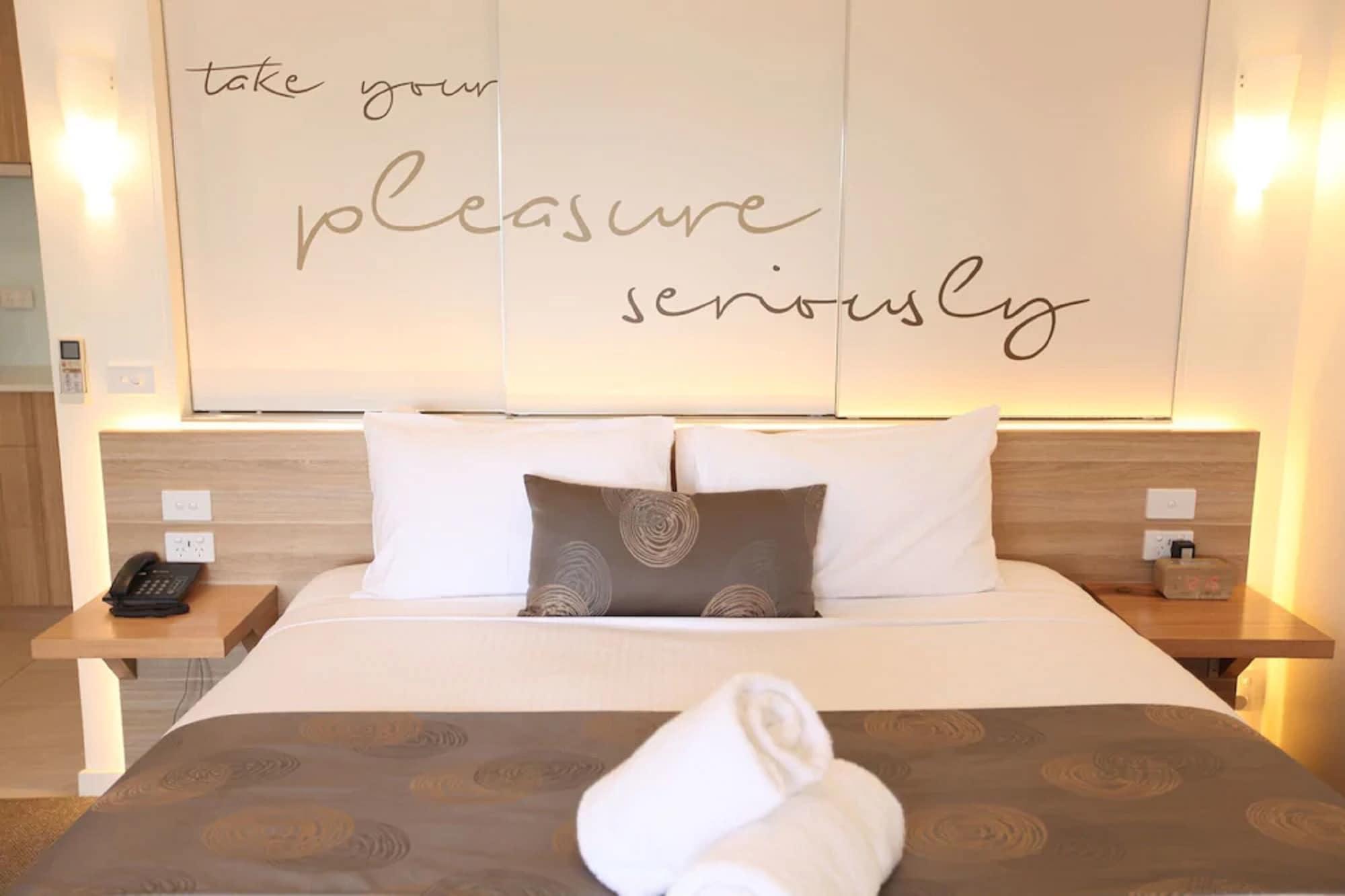 Boathouse Resort Studios And Suites Blairgowrie Eksteriør billede