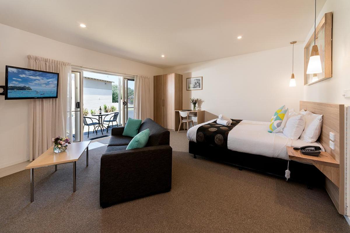 Boathouse Resort Studios And Suites Blairgowrie Eksteriør billede