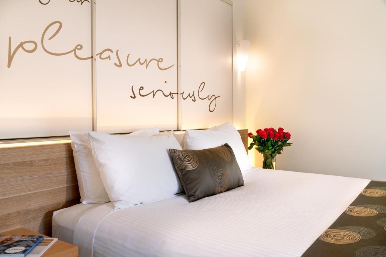 Boathouse Resort Studios And Suites Blairgowrie Eksteriør billede